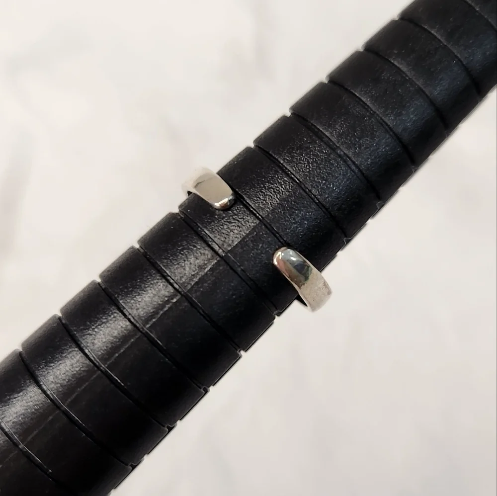 Silver red toe ring - Picture 3 of 8